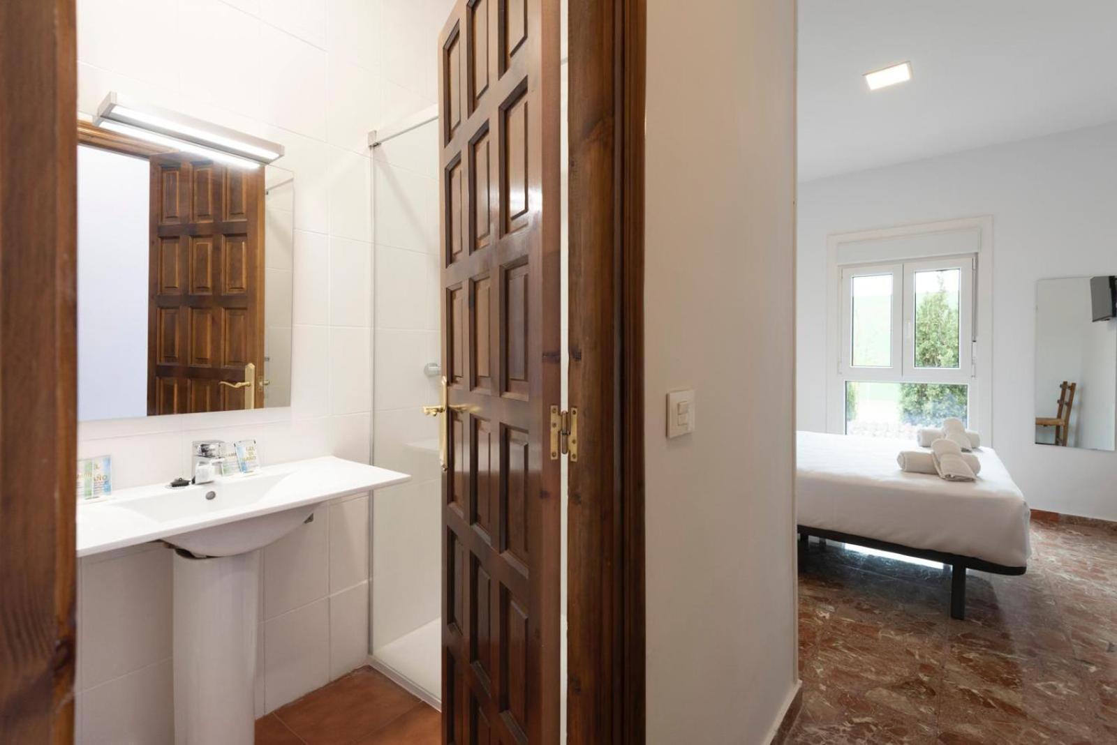 Hostal La Via Verde Sarrión エクステリア 写真